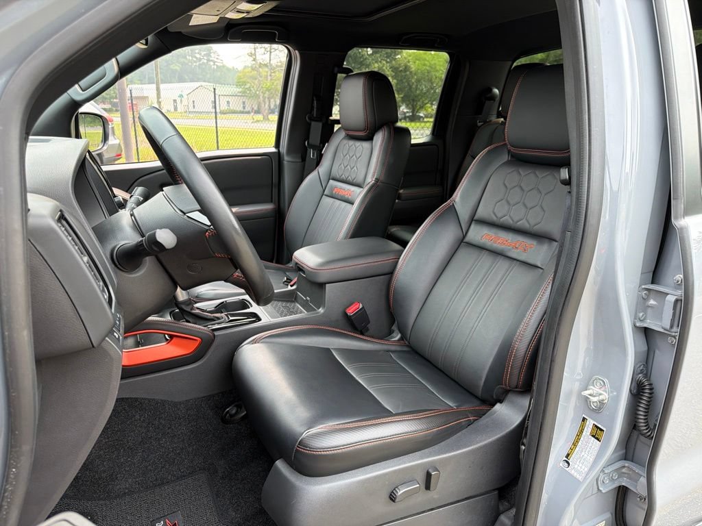 Used 2023 Nissan Frontier PRO-4X w/ Pro-4X Premium Package AWD/4WD image 19