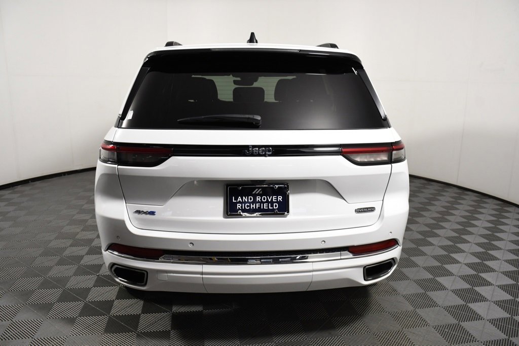 Used 2023 Jeep Grand Cherokee Overland image 5