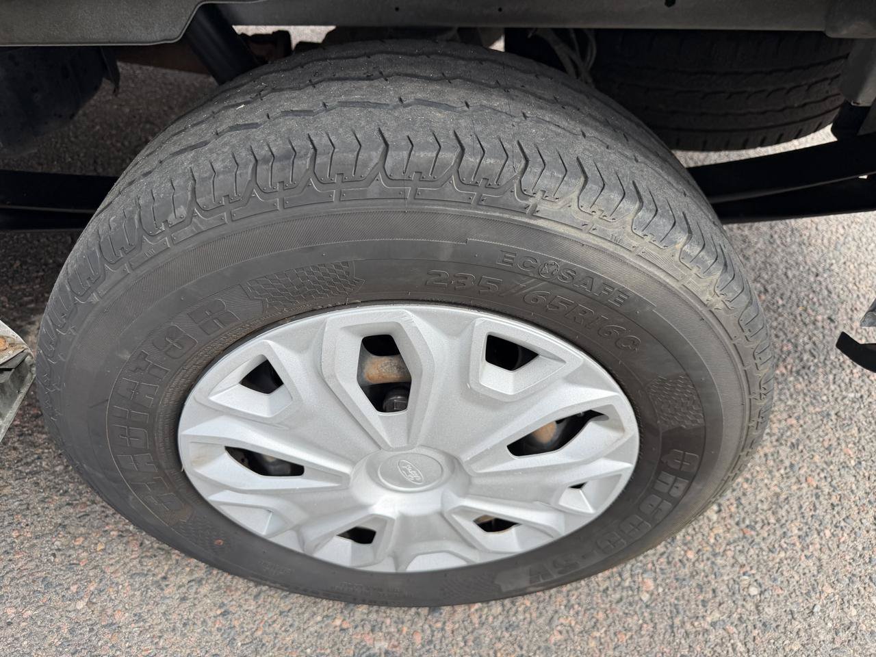 Used 2022 Ford Transit 250 Low Roof w/ Exterior Upgrade Package RWD image 31