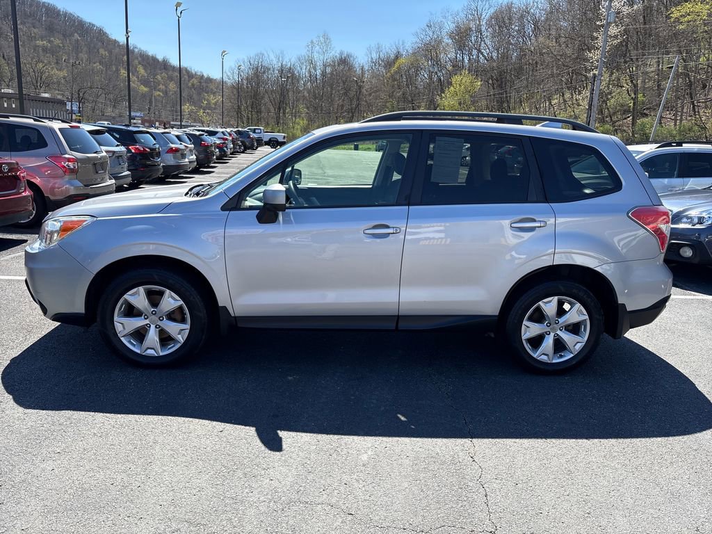 Used 2016 Subaru Forester 2.5i Premium w/ All-Weather Package image 2