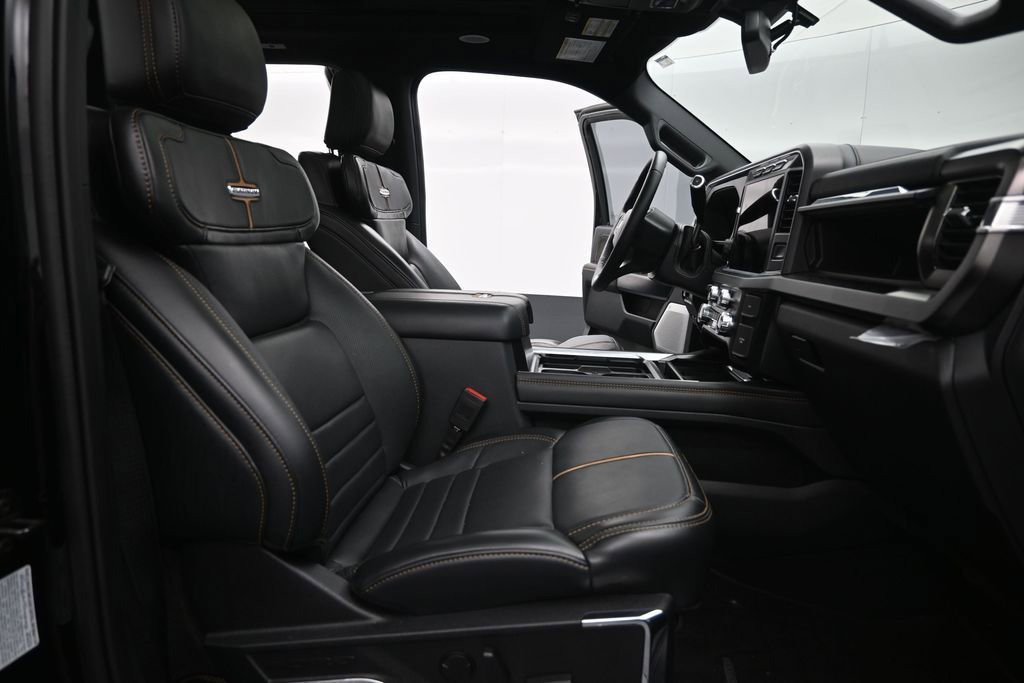 Used 2023 Ford F350 Platinum w/ FX4 Off-Road Package AWD/4WD image 24