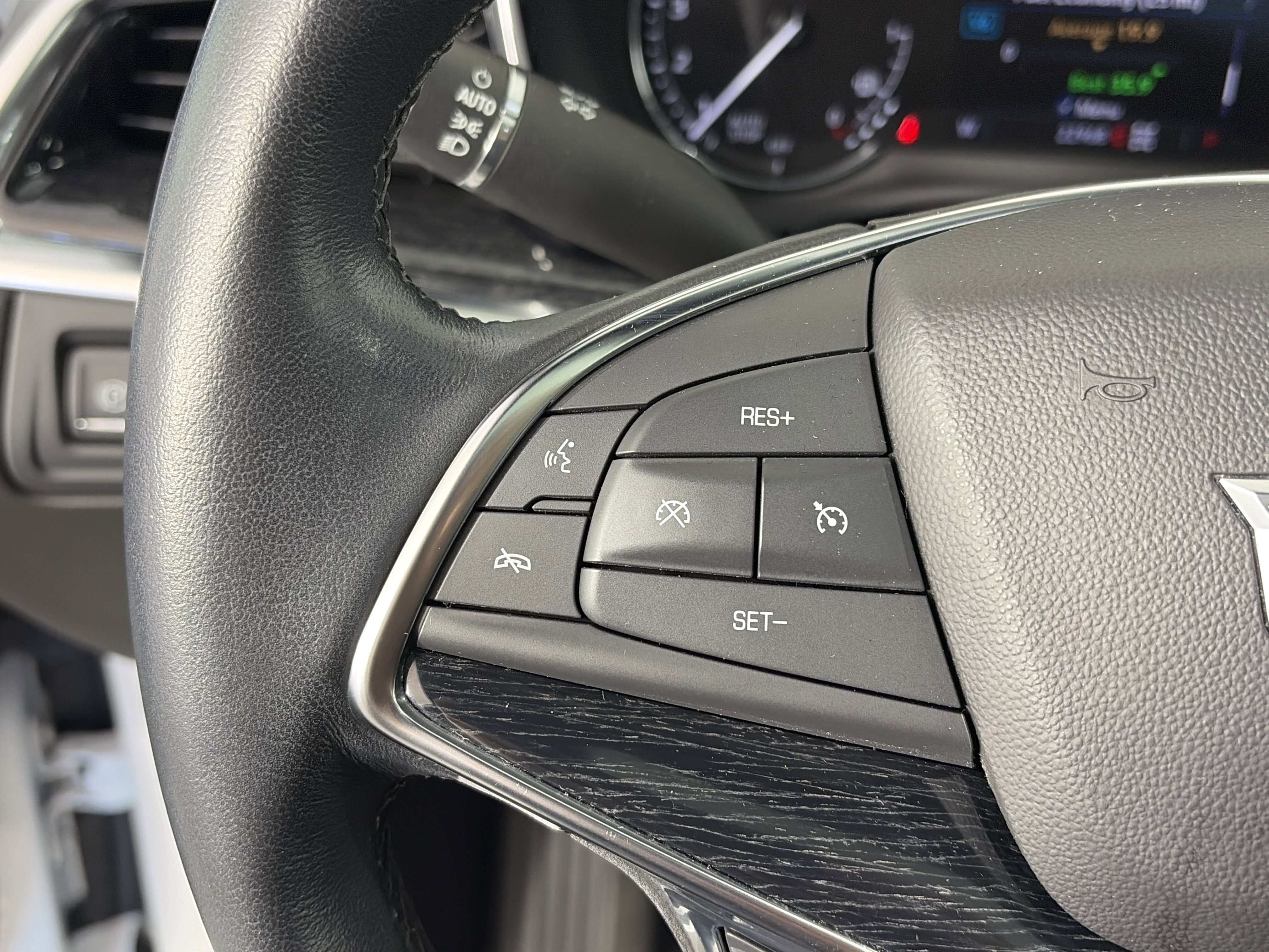 Used 2023 Cadillac XT5 Premium Luxury image 31