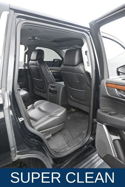 Used 2020 Cadillac Escalade Luxury AWD/4WD image 13