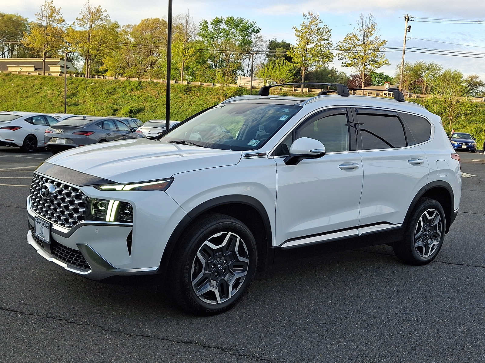 Used 2022 Hyundai Santa Fe Limited AWD/4WD image 3