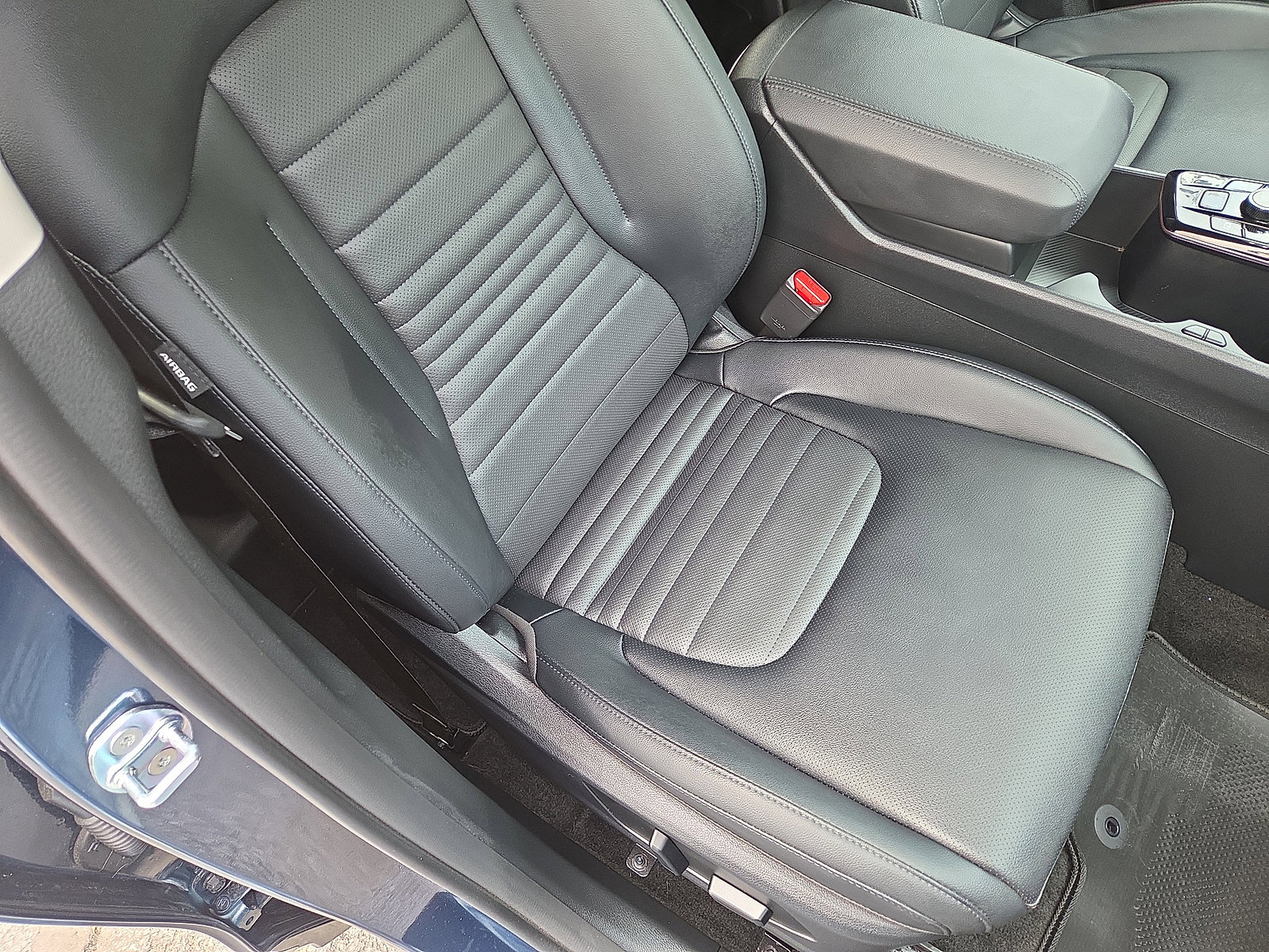 Used 2025 Kia Sportage SX Prestige image 16