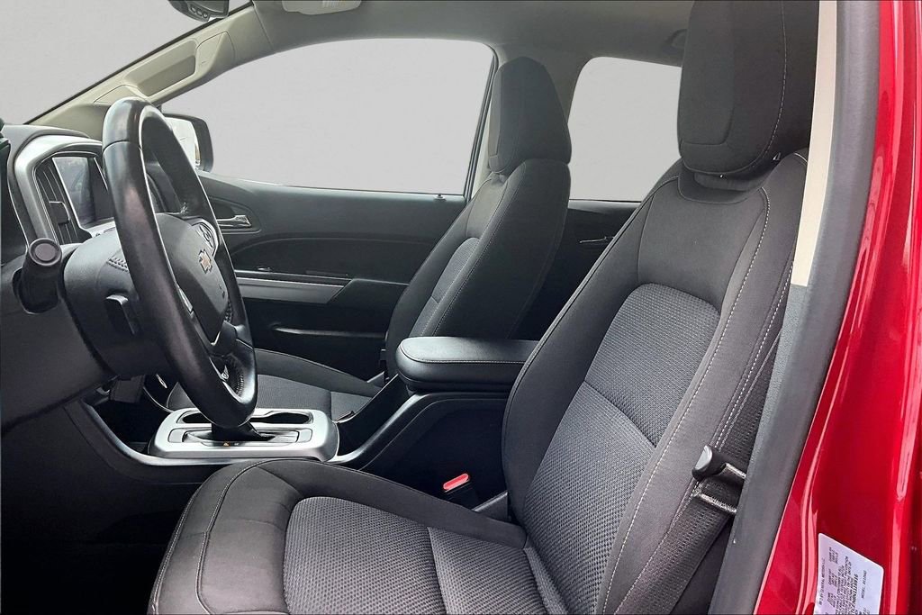 Used 2022 Chevrolet Colorado LT w/ LT Convenience Package image 22