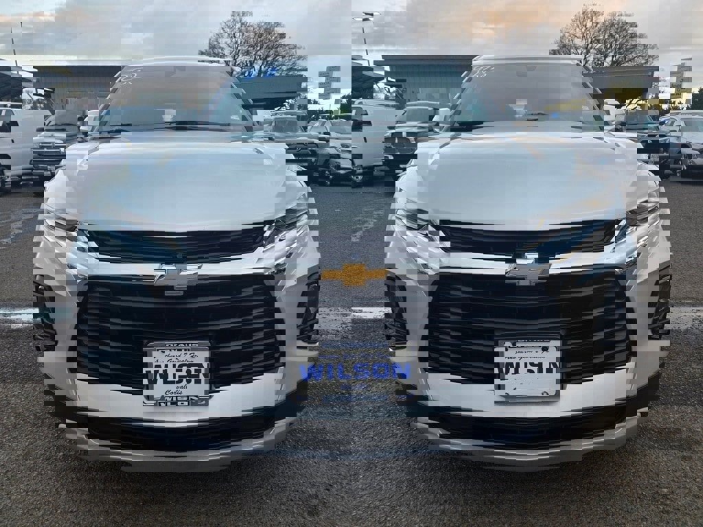 Used 2022 Chevrolet Blazer LT image 2