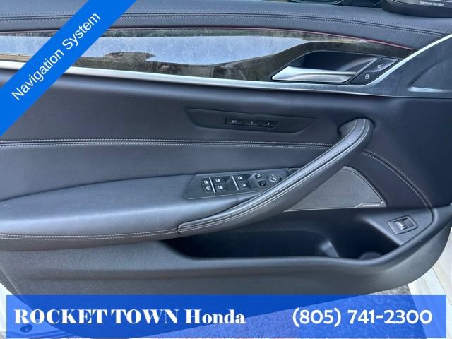Used 2021 BMW M550i xDrive w/ Executive Package AWD/4WD image 22