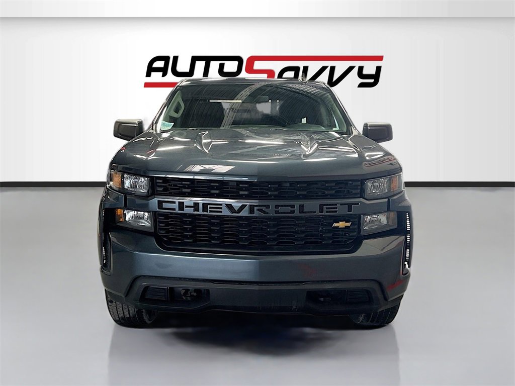 Used 2019 Chevrolet Silverado 1500 Custom w/ Custom Value Package image 2