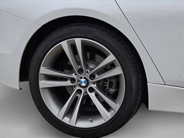 Used 2018 BMW 330i Sedan w/ Premium Package RWD image 9