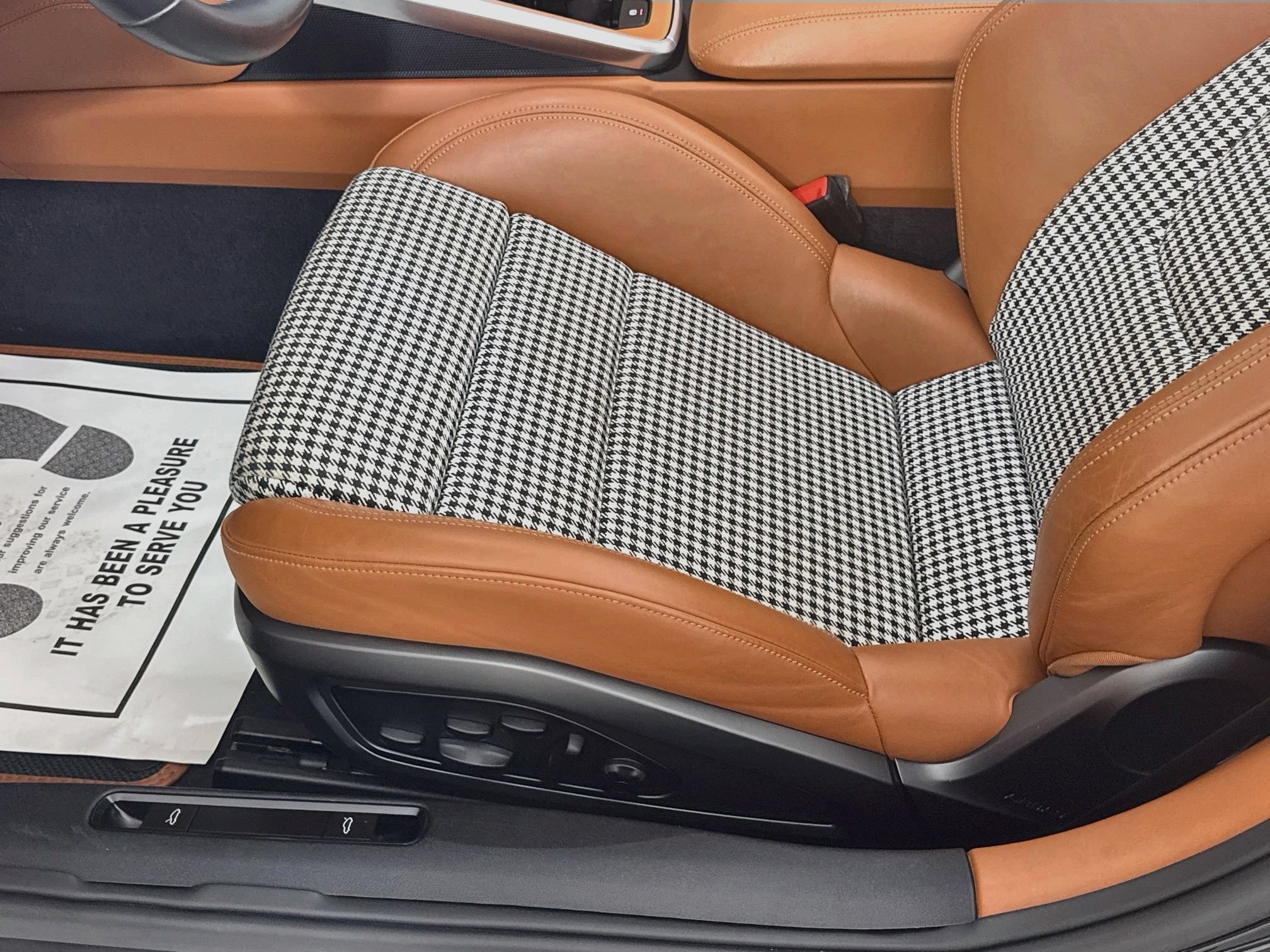 Certified 2024 Porsche 911 Turbo S AWD/4WD image 12