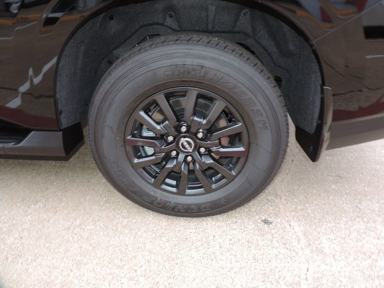 New 2026 Nissan Armada SV image 10