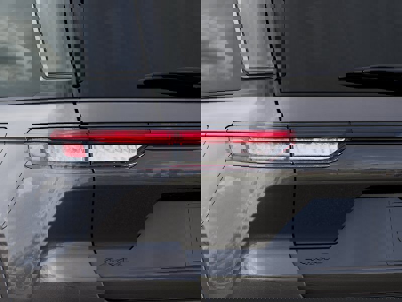 New 2026 Jeep Grand Cherokee Summit image 5