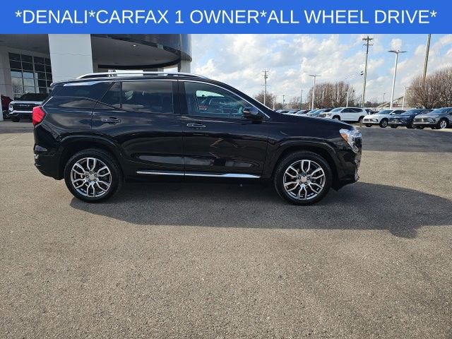 Used 2023 GMC Terrain Denali image 27