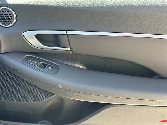 New 2026 Hyundai Sonata SEL FWD image 24