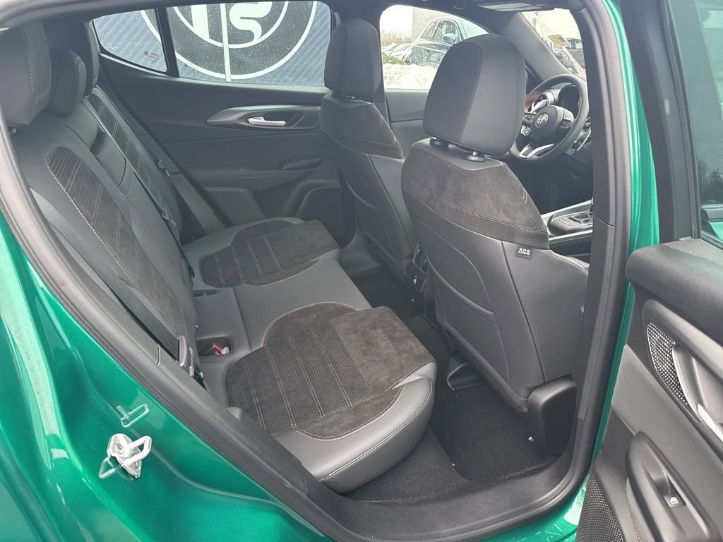 New 2025 Alfa Romeo Tonale image 18