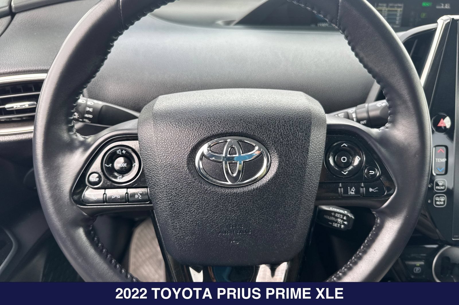 Used 2022 Toyota Prius Prime XLE FWD image 25