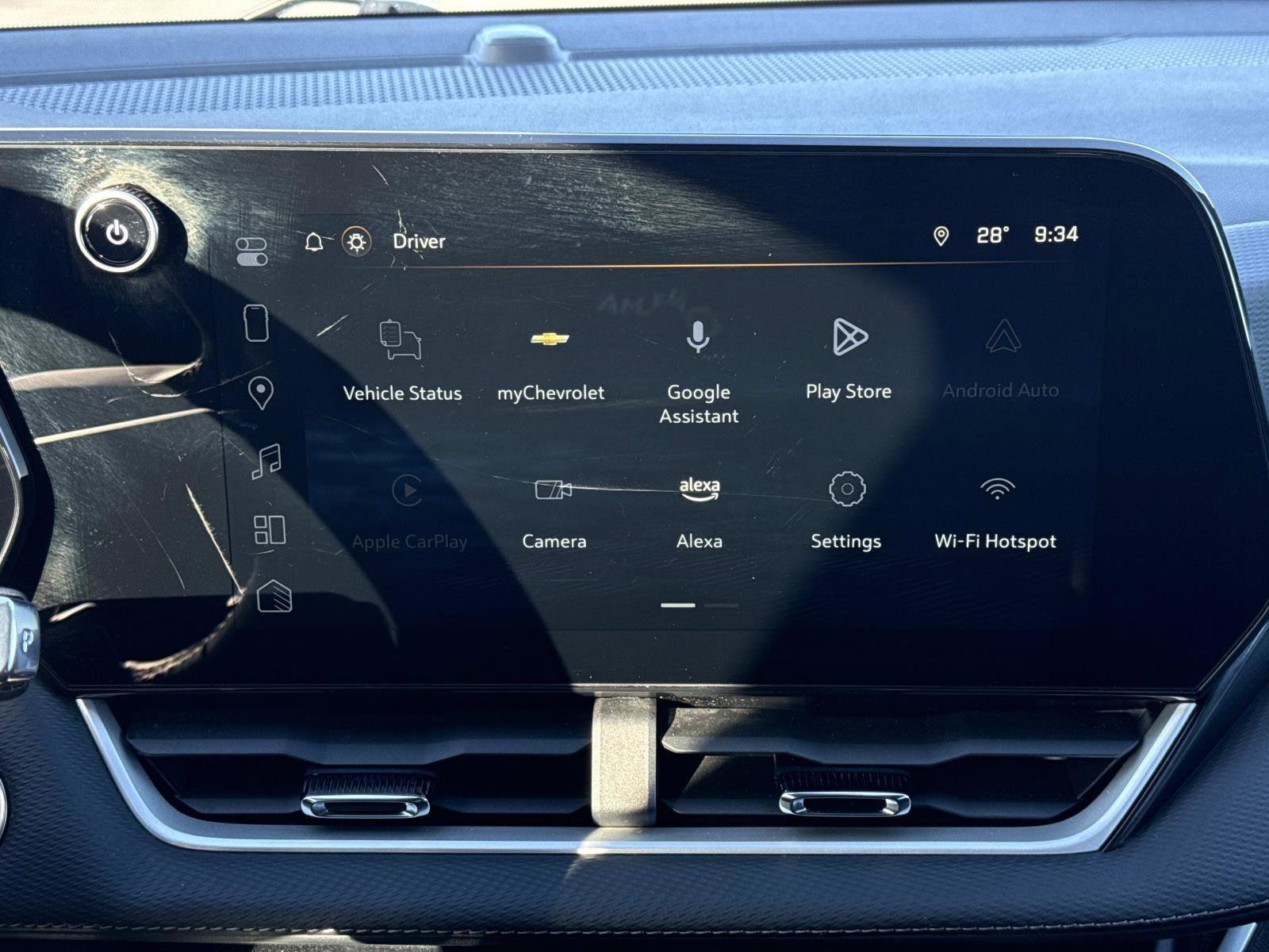 Used 2025 Chevrolet Equinox LT image 3