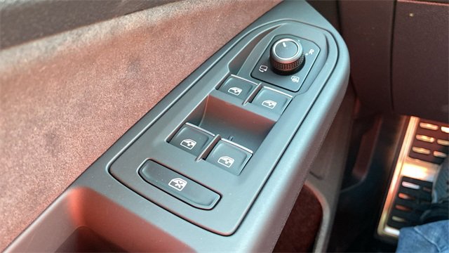 New 2025 Volkswagen GTI SE image 17