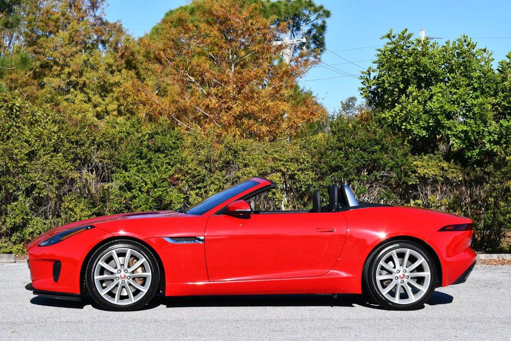 Used 2019 Jaguar F-TYPE Convertible image 25