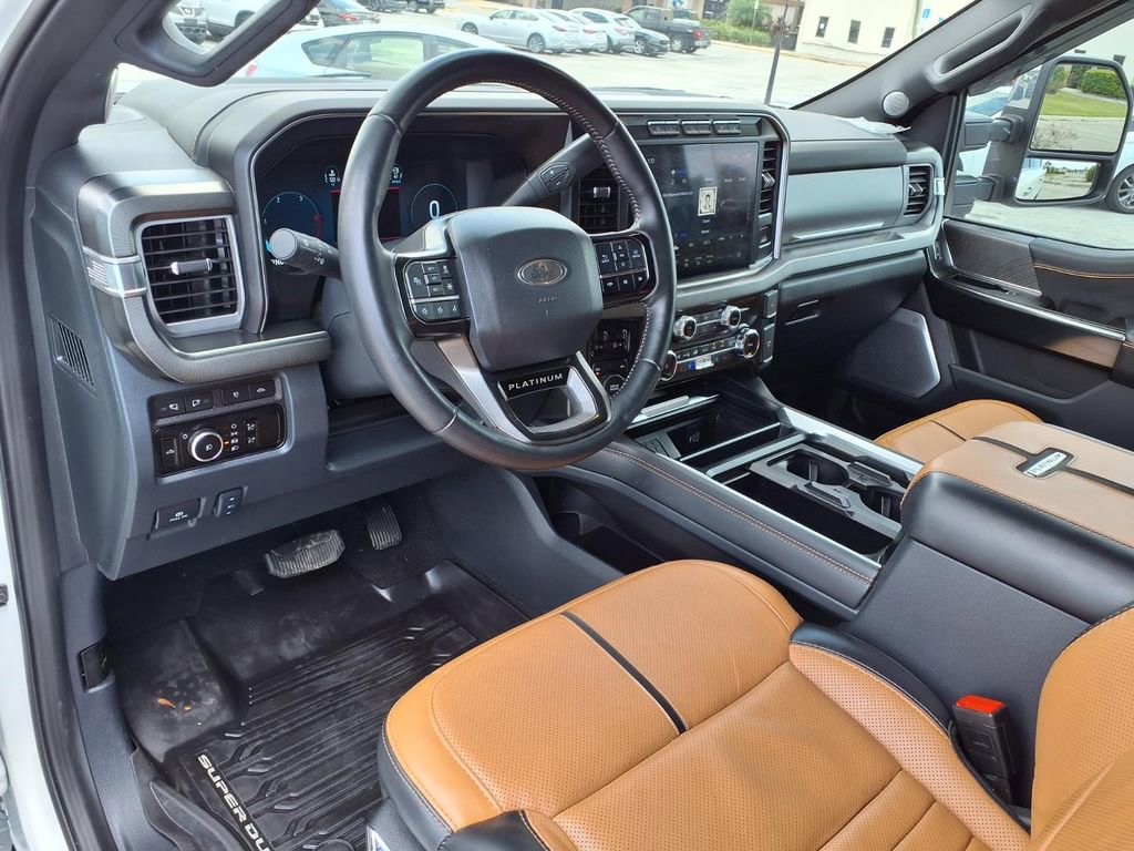 Used 2024 Ford F250 Platinum image 26