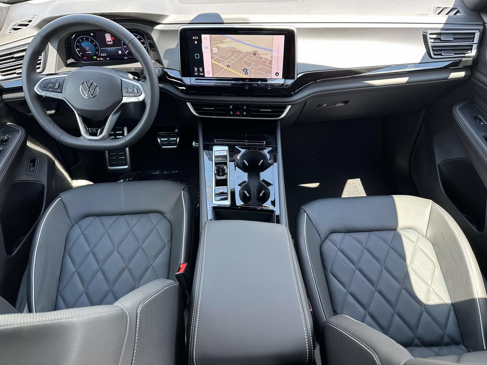 New 2026 Volkswagen Atlas Cross Sport SEL Premium R-Line AWD/4WD image 11