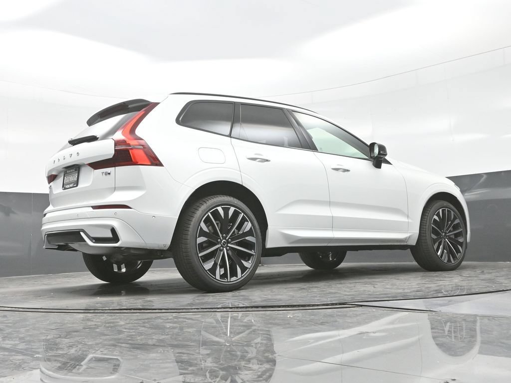 New 2026 Volvo XC60 T8 Ultra w/ Protection Package Premier AWD/4WD image 27