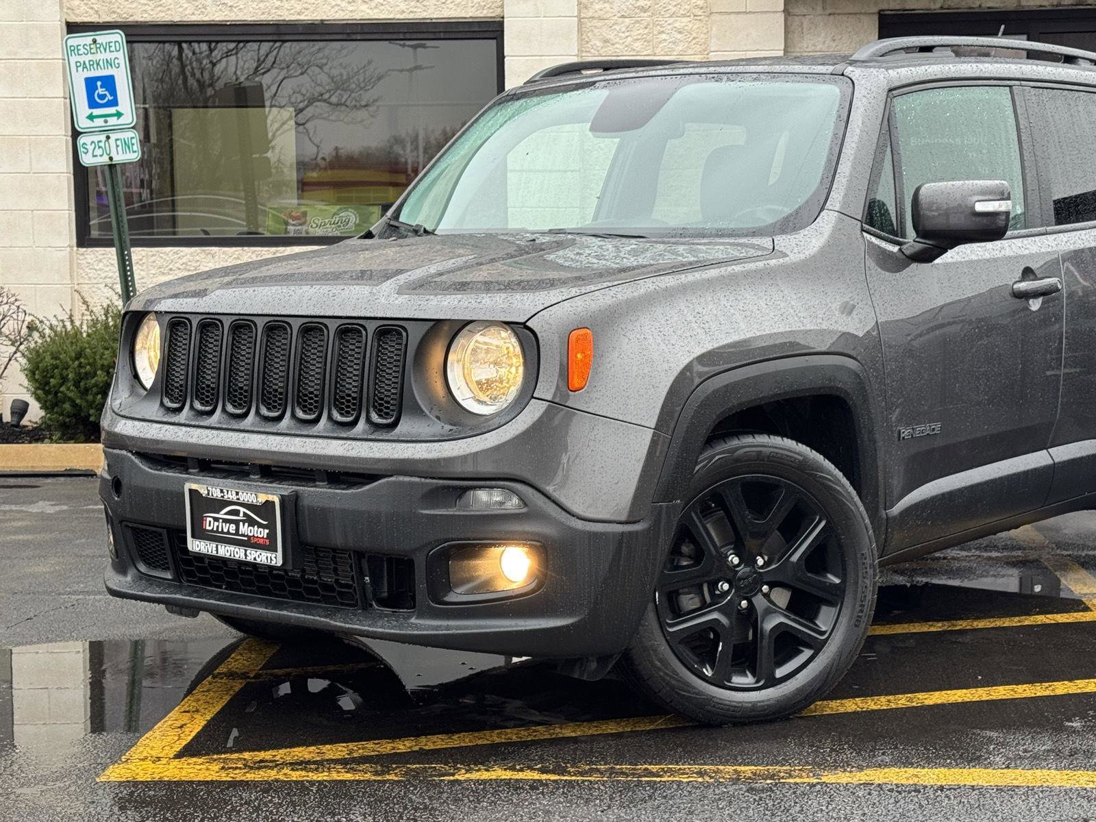 Used 2017 Jeep Renegade Altitude image 5
