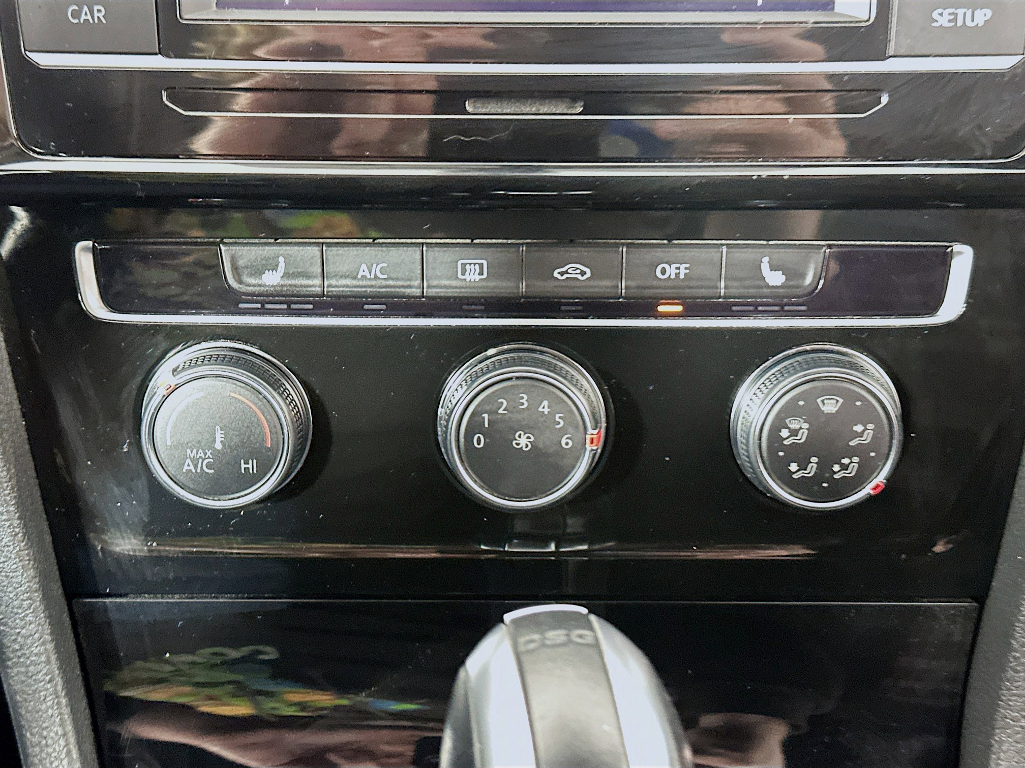 Used 2018 Volkswagen Golf S image 22