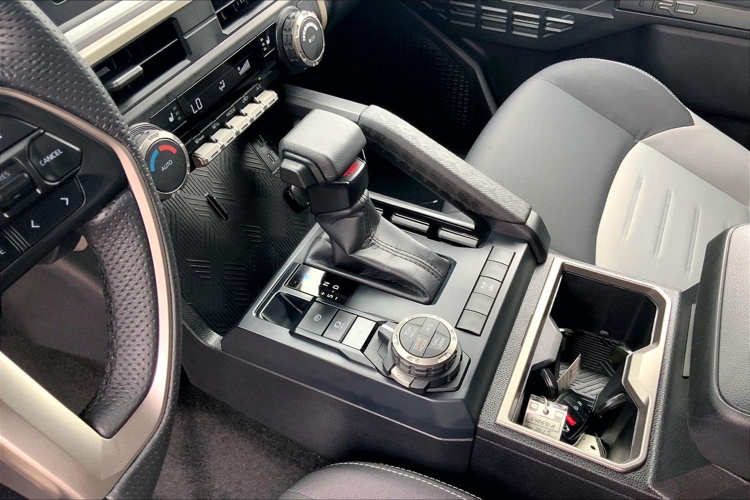 Used 2025 Toyota Tacoma TRD Off-Road AWD/4WD image 22