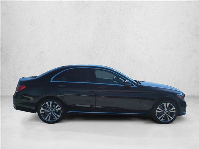 Used 2019 Mercedes-Benz C 300 4MATIC Sedan image 4