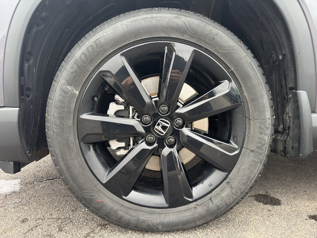 Used 2025 Honda Pilot Black Edition image 27