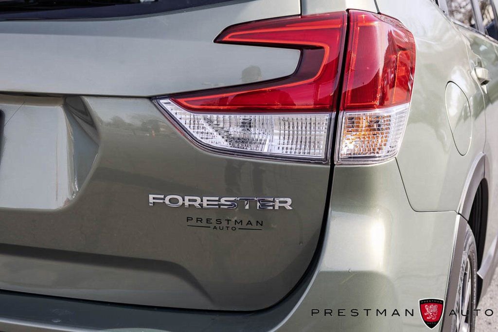 Used 2021 Subaru Forester Limited image 41