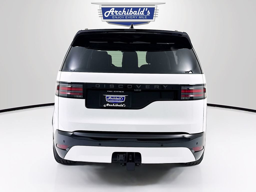 Used 2025 Land Rover Discovery Dynamic SE AWD/4WD image 6