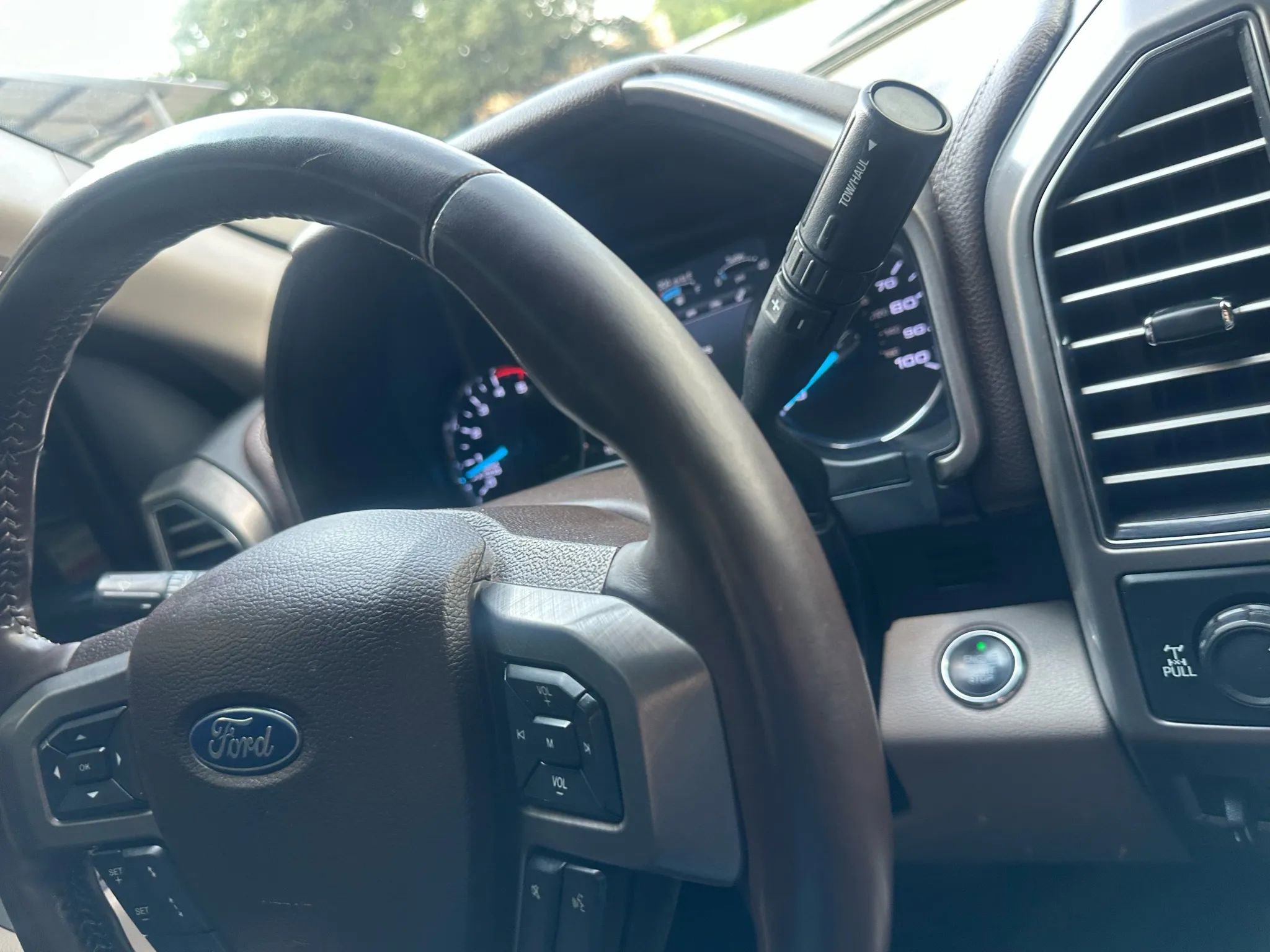 Used 2019 Ford F350 Limited image 42