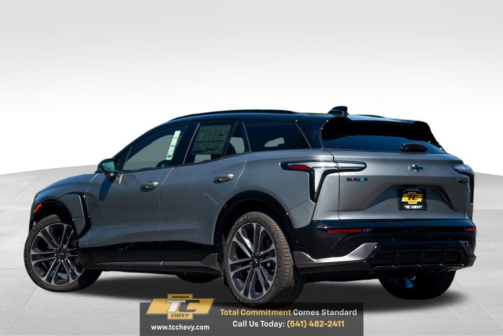 New 2026 Chevrolet Blazer EV SS w/ Performance Package AWD/4WD image 7