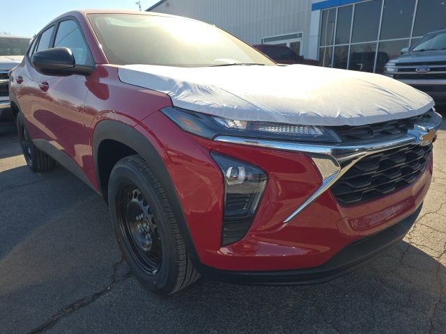 New 2026 Chevrolet Trax LS w/ Driver Confidence Package