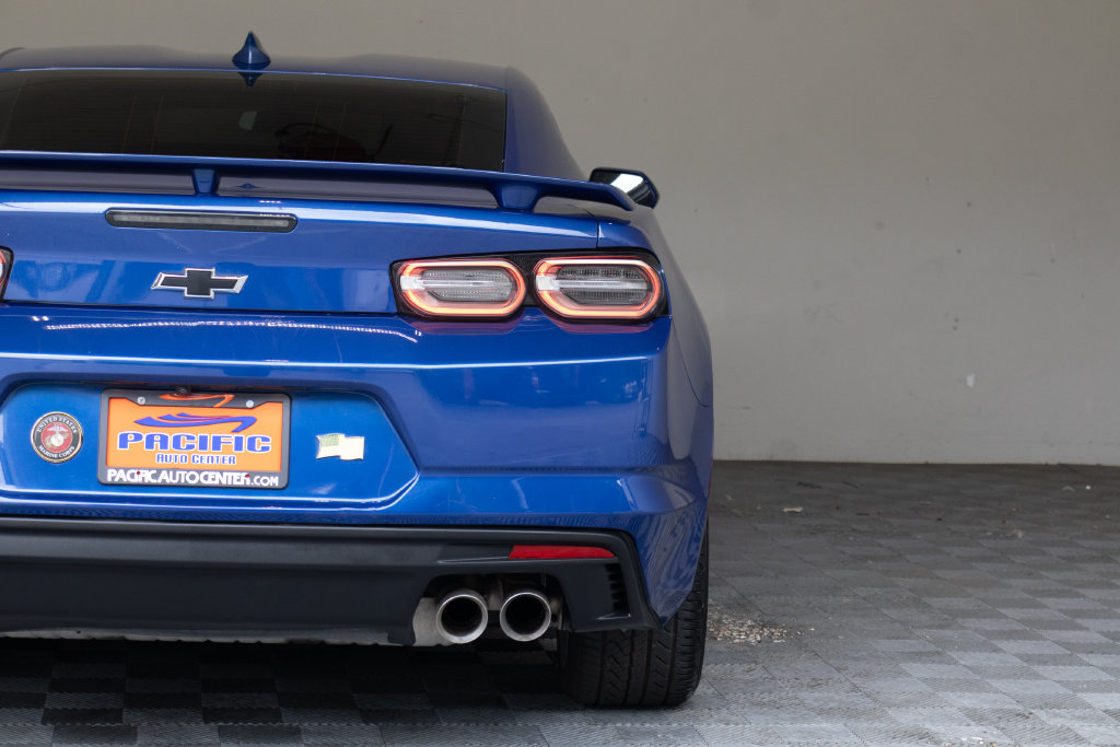 Used 2022 Chevrolet Camaro SS RWD image 12
