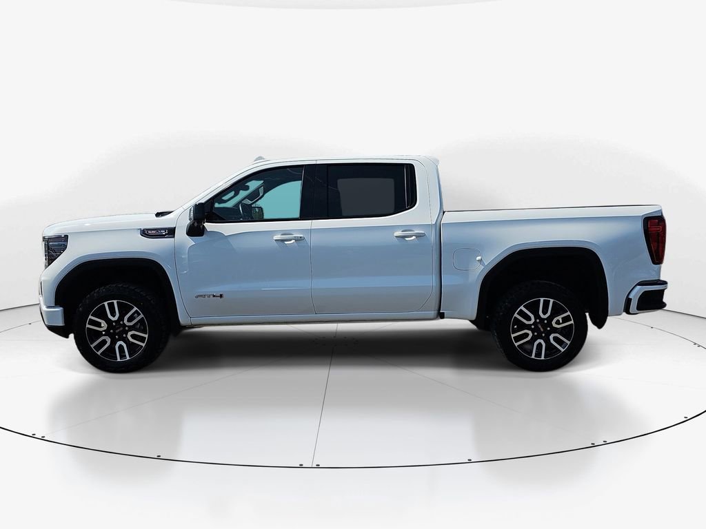 Used 2024 GMC Sierra 1500 AT4 w/ Technology Package image 9