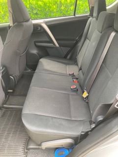 Used 2018 Toyota RAV4 LE w/ All Weather Liner Package FWD image 11