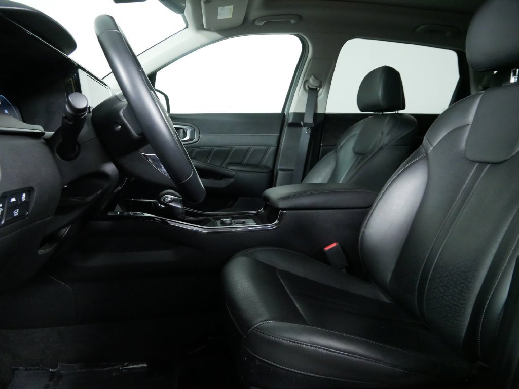 Used 2023 Kia Sorento SX AWD/4WD image 17