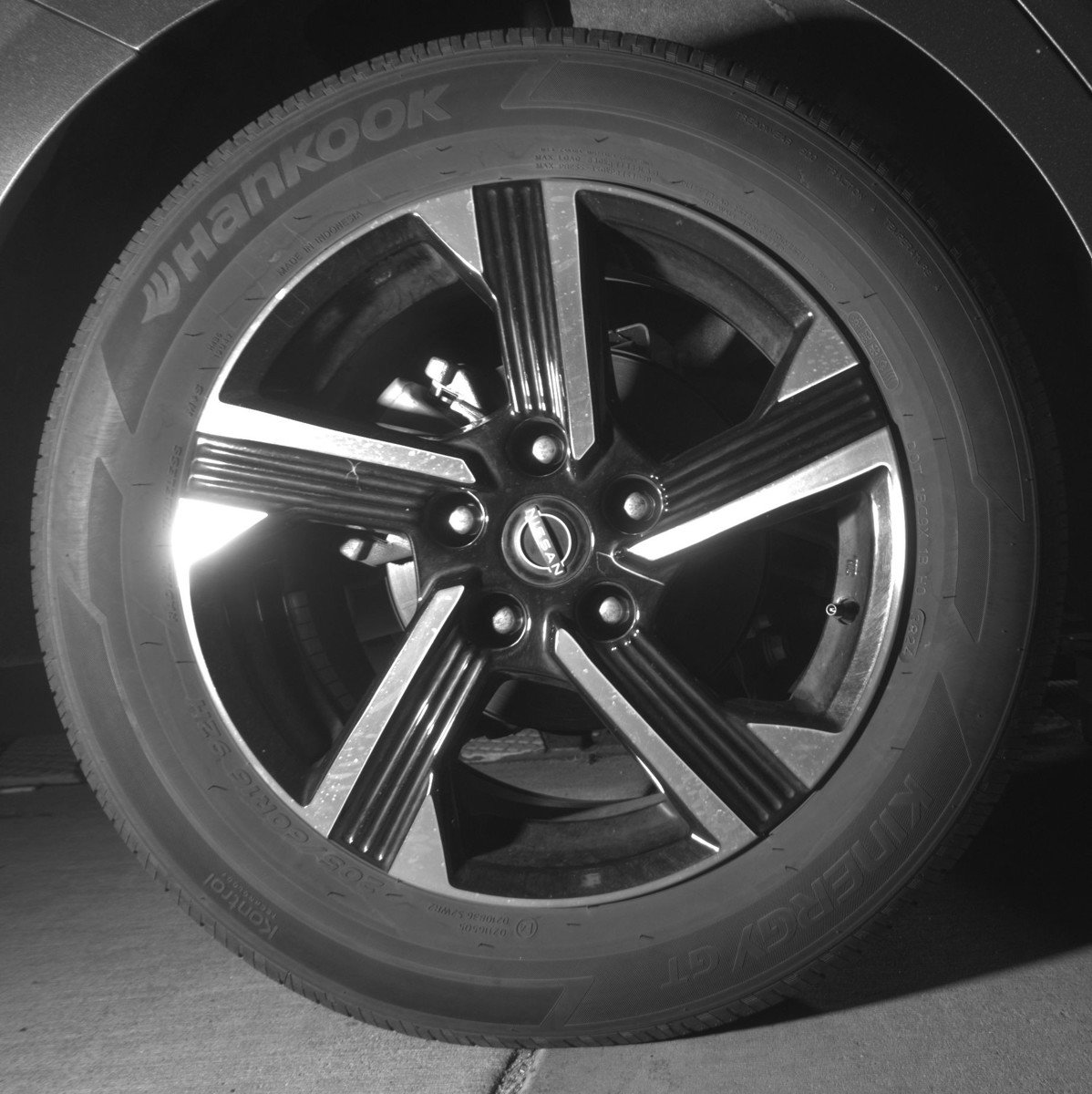 Used 2025 Nissan Sentra SV image 15