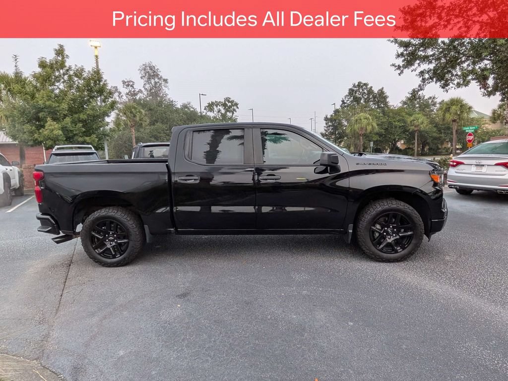 Used 2022 Chevrolet Silverado 1500 Custom w/ LPO, Dark Essentials Package RWD image 3