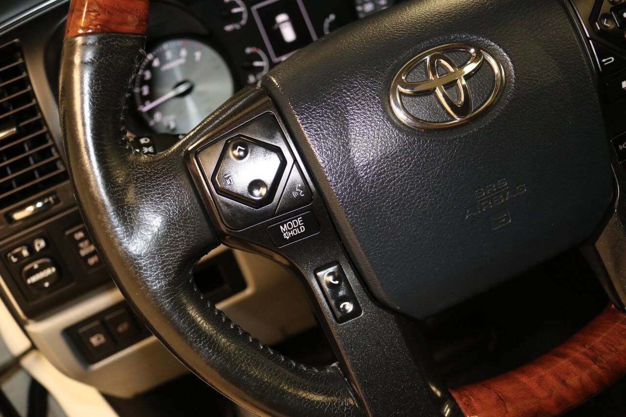 Used 2020 Toyota Sequoia Platinum image 36