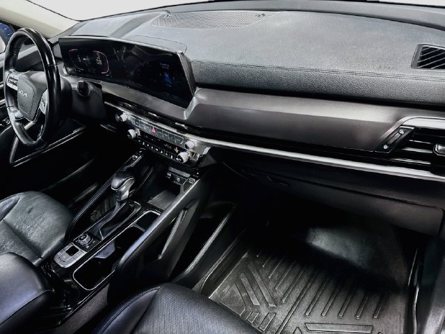 Certified 2023 Kia Telluride S w/ S Sunroof Package AWD/4WD image 32