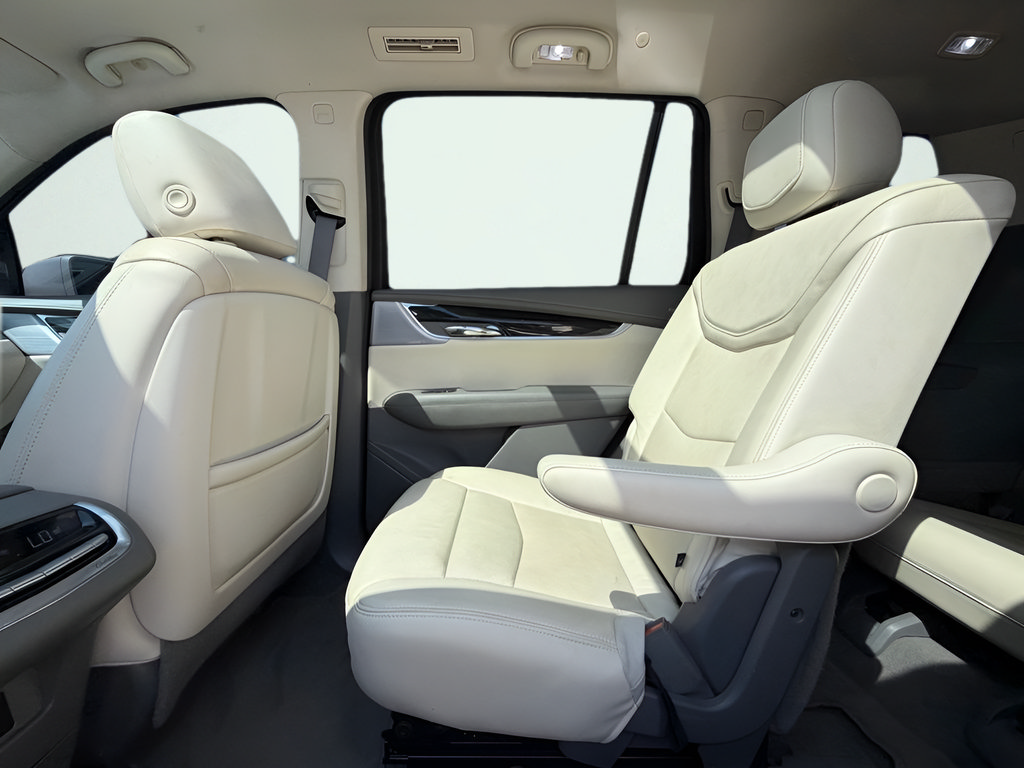 Used 2020 Cadillac XT6 Premium Luxury FWD image 20