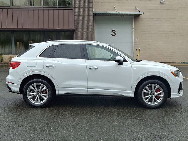 Used 2022 Audi Q3 2.0T Premium AWD/4WD image 12