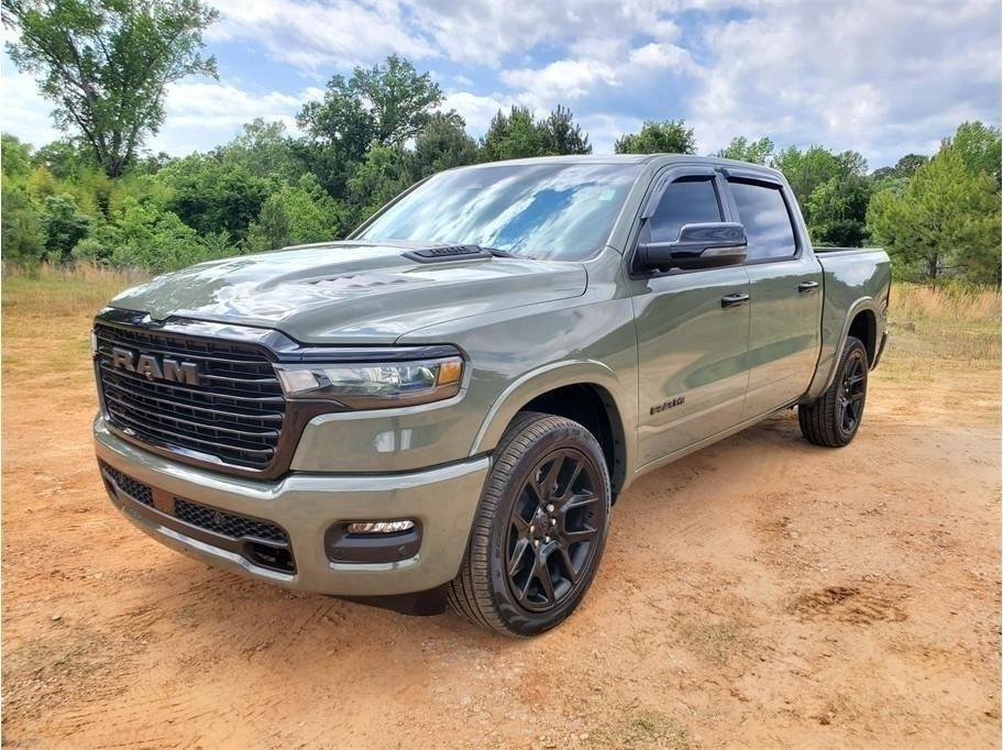Used 2026 RAM 1500 Laramie w/ Night Edition AWD/4WD image 19