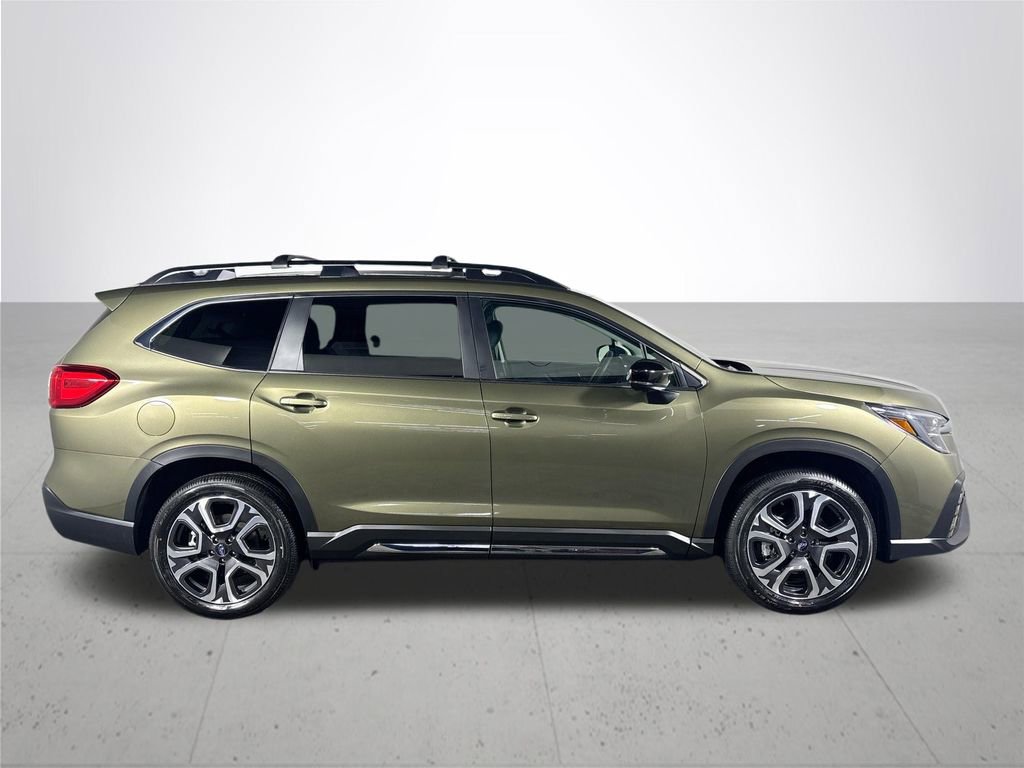 New 2025 Subaru Ascent Limited image 6