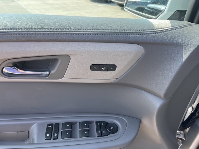 Used 2016 Chevrolet Traverse LT image 14